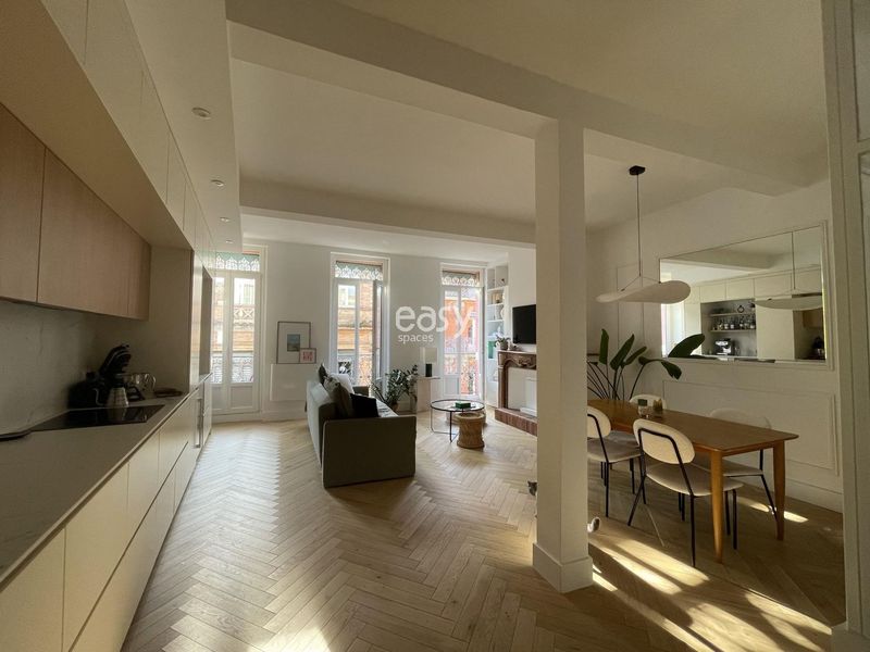 Apartment available for rental during photo shoots in Toulouse, France