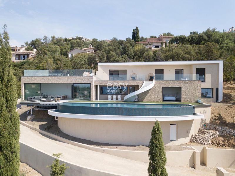 Shooting location with sea view in the Var region of FRANCE