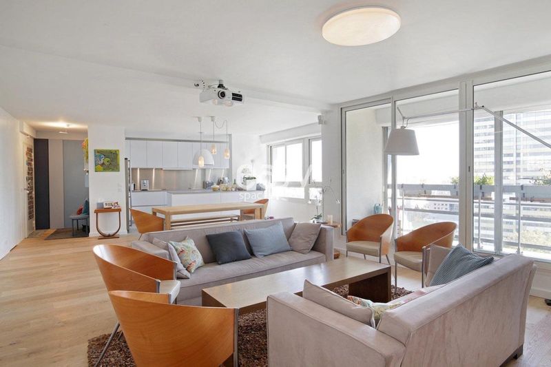 rent a private venue in Paris specifically for a product launch event