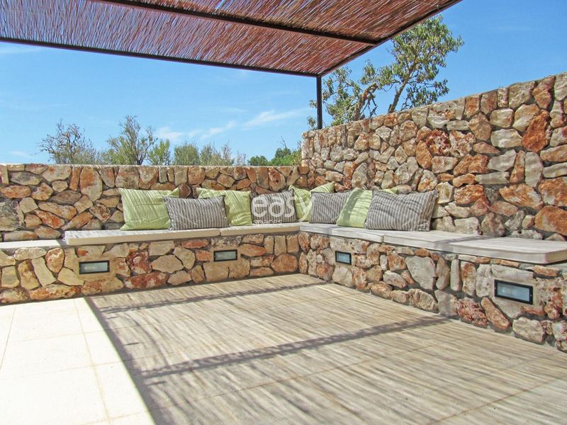 luxurious private villa perfectly designed for professional shooting located in Spain