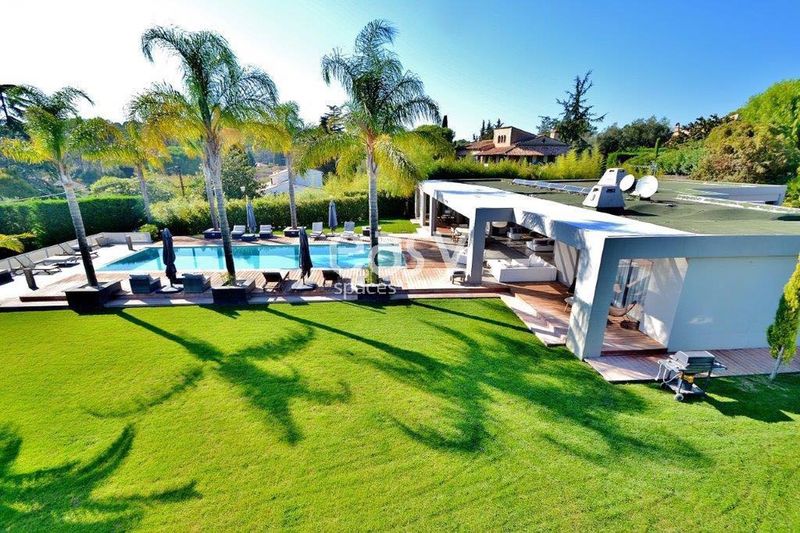 house available for rent for professional photoshoot purposes in Cannes 06