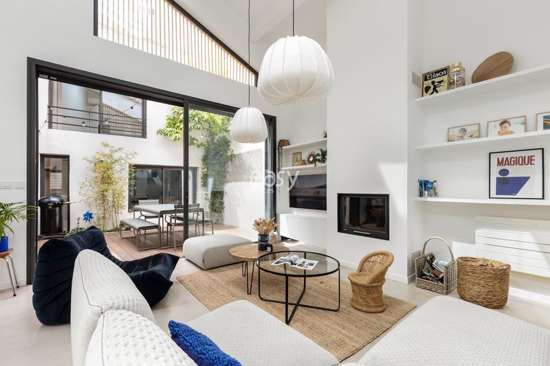 Renting your apartment for filming purposes in France as a location opportunity