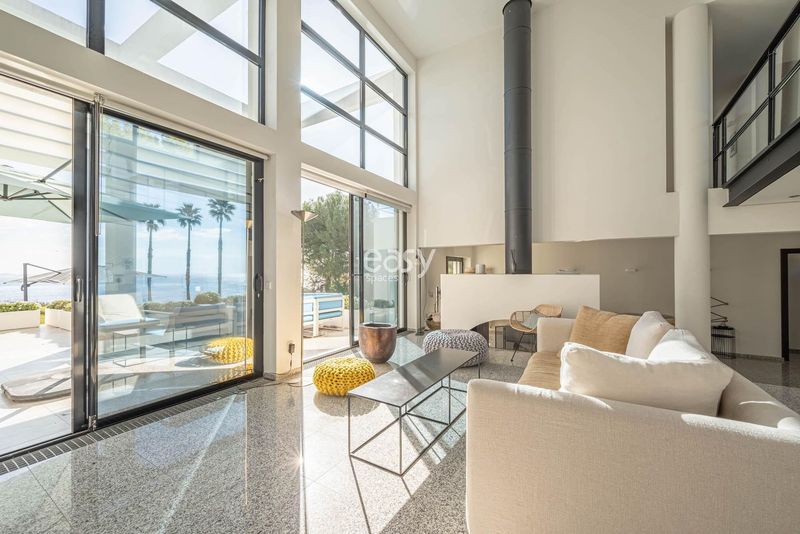 contemporary villa in FRANCE ideal for professional photo shootings and creative photography sessions