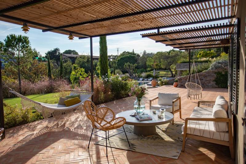 rent a house for furniture photoshoot in the picturesque and sunny south of France