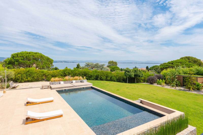 Rent an Unusual and Unique Location for a Professional Photo Shoot in the South of France