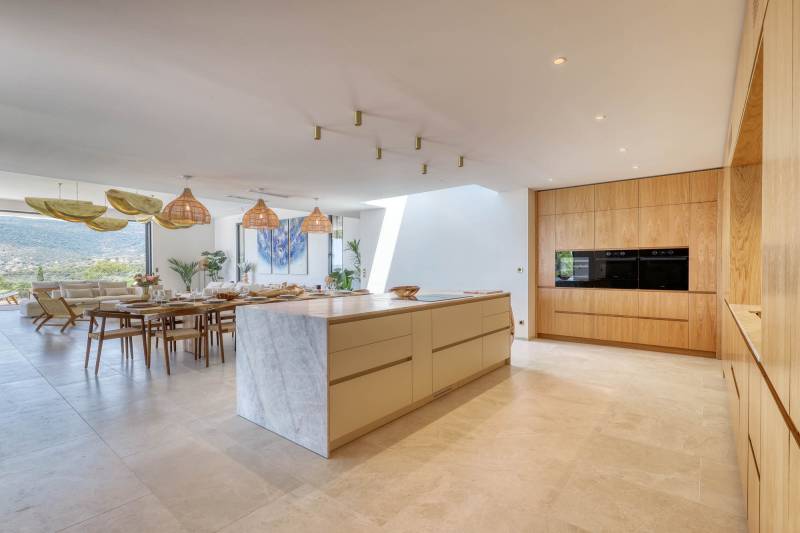 Rental of shooting locations in the Provence-Alpes-Côte d'Azur region in FRANCE