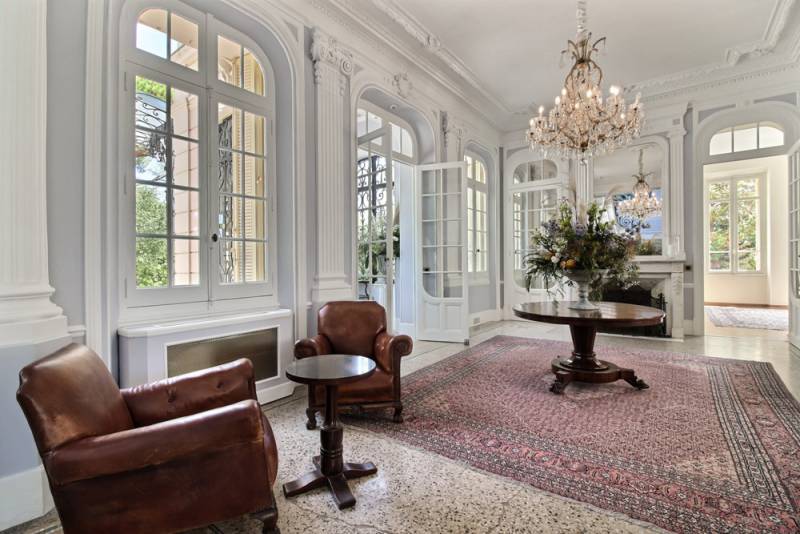 Unique and exceptional villa available for photo shoot rental in Cannes, FRANCE