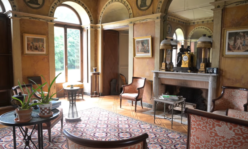 finding a 19th-century location for filming in Paris