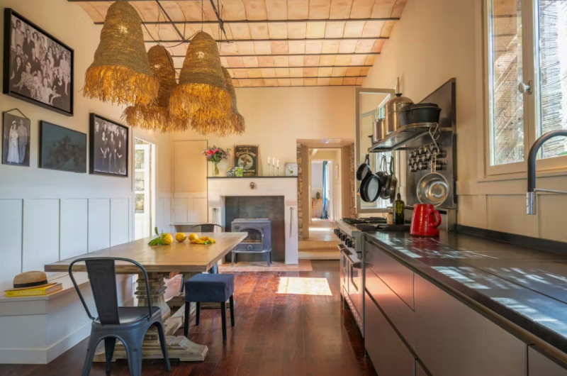 Location for hire for filming in the south of France