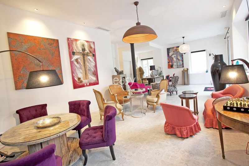 event venue rental services in the scenic Alpes Maritimes region