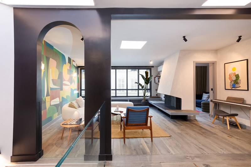 filming location situated in the central area of Paris, FRANCE