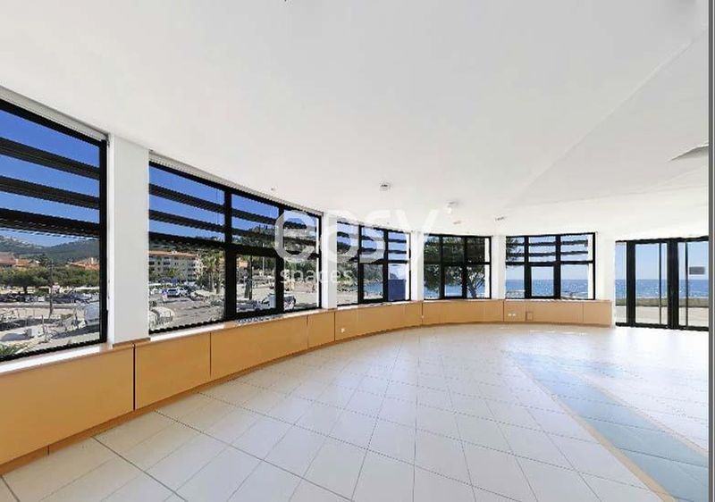 Reception hall with a breathtaking panoramic sea view perfectly suited for professional events on the beautiful Côte d'Azur