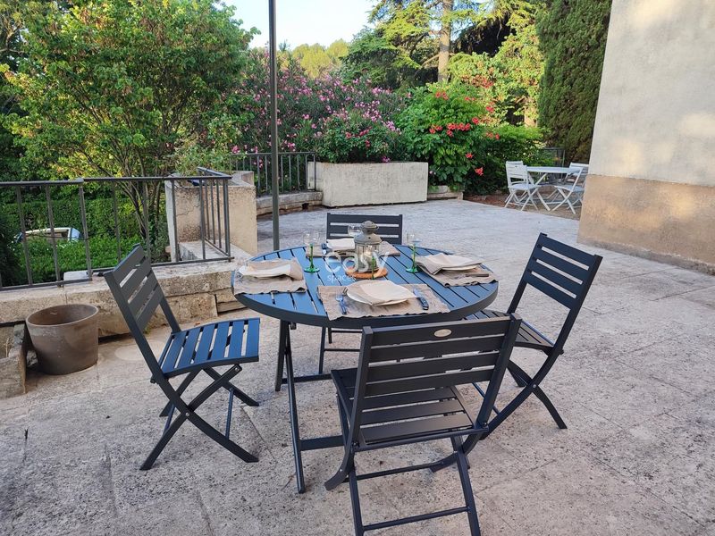 propose a filming location in FRANCE for your production needs