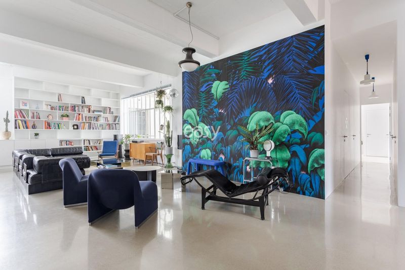 apartment available for rent in Paris, France suitable for professional photo and video shoots