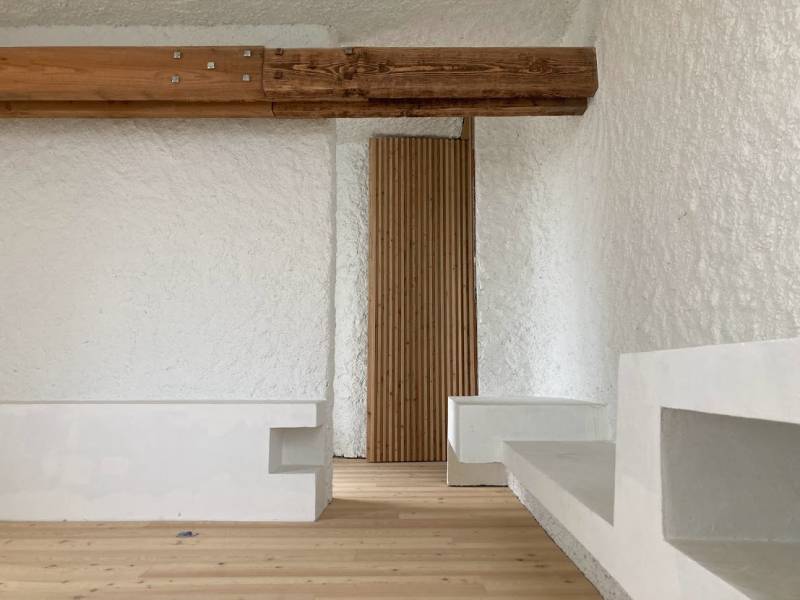 Unique and Extraordinary House Location Perfectly Designed for Professional Photo Shoot Sessions in FRANCE