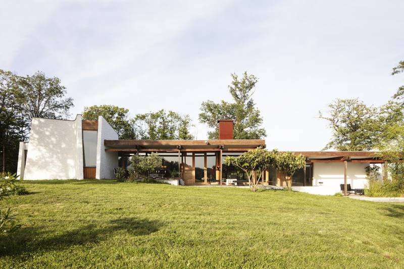 Architect's Modern Designer House Available for Rent in FRANCE Specifically for Professional Photoshoots and Creative Projects