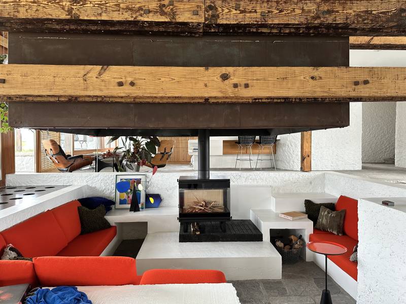 Renting an Architect-Designed House for Photoshoots, Filming, and Various Creative Productions