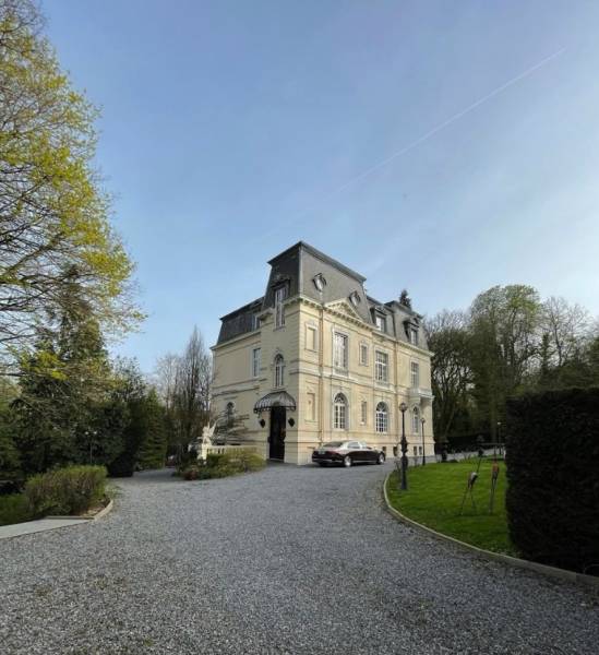 Press Travel Location in Belgium FRANCE