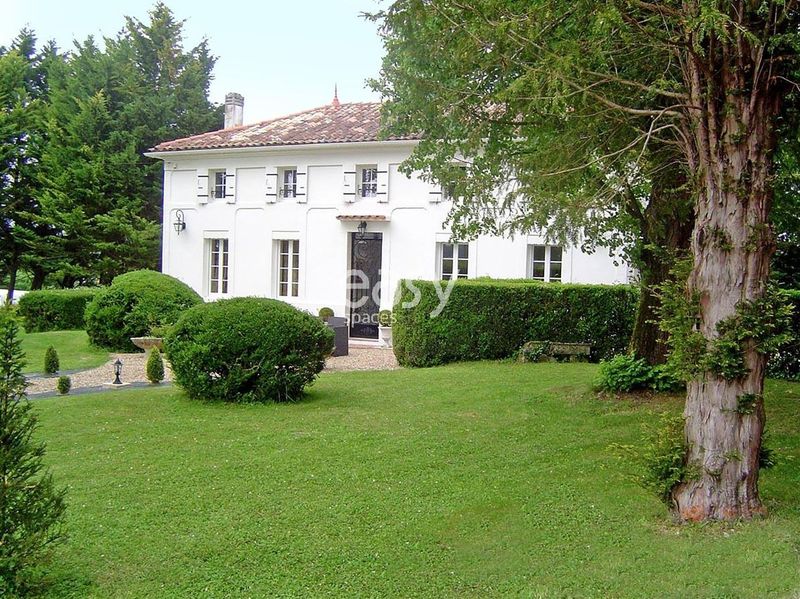 agency specializing in the provision of locations specifically for the cinema industry