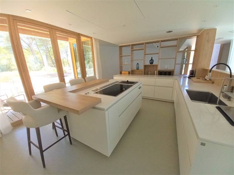 villa for rent in Aix en Provence FRANCE suitable for professional photo production shoots