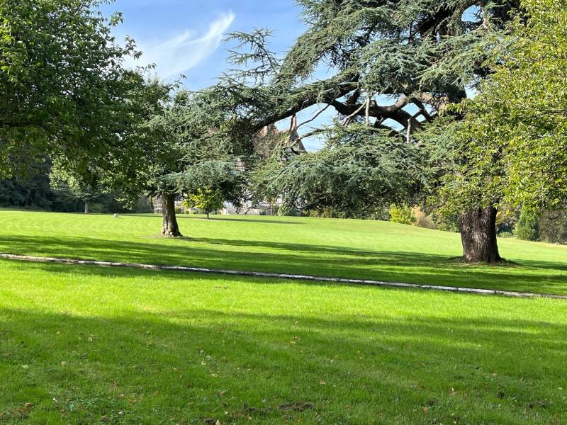 Manor House Available for Film Shooting Purposes Located in Paris, FRANCE