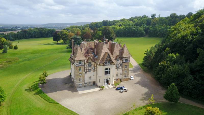 castle in Paris for filming and video production purposes