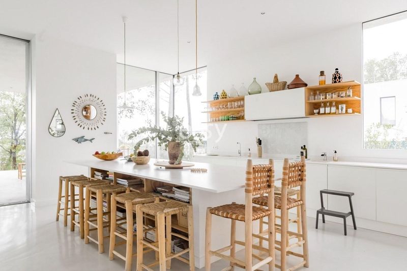 Filming location in the beautiful city of Montpellier, France