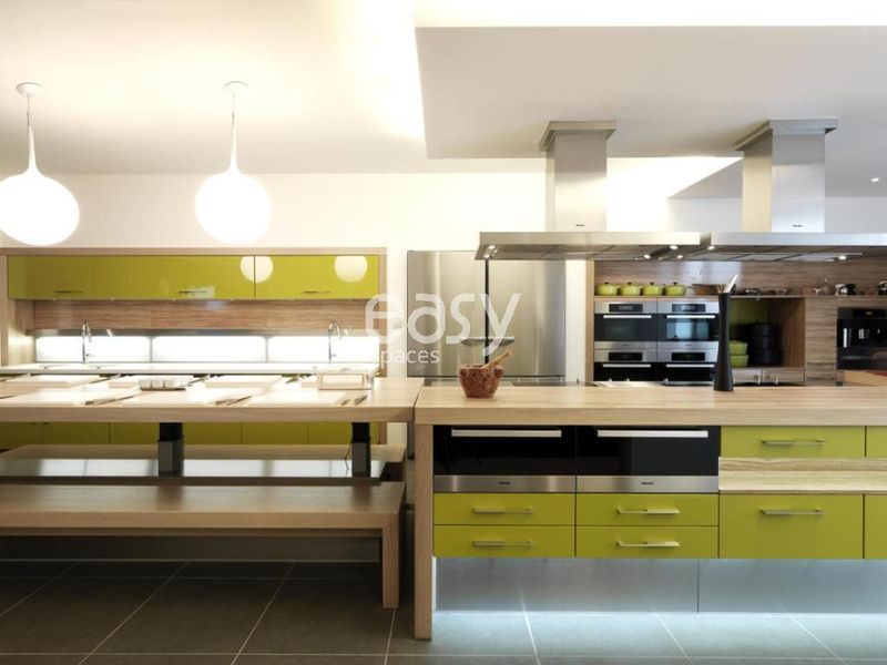 professional event services and venue rental in Paris France