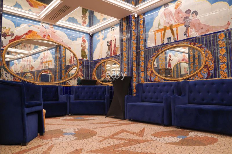 venue location for a secret event space in Paris, France suitable for exclusive gatherings and private occasions