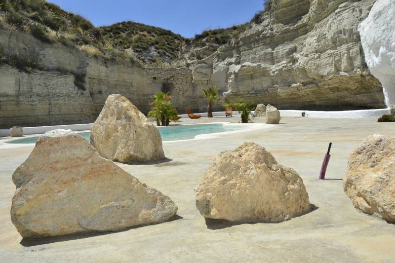 Unusual and Unique Filming Location in Spain, France