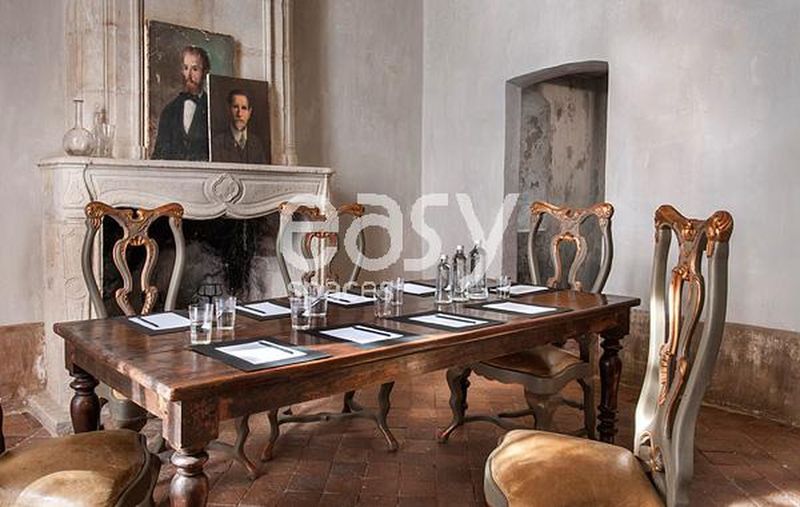 venue rental for filming, including all necessary arrangements for professional shoots