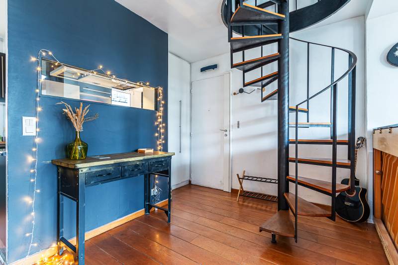 I am renting out my house in FRANCE for a filming shoot for a movie or television production