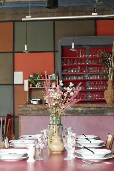 renting an industrial location for a professional photoshoot in Toulouse, FRANCE