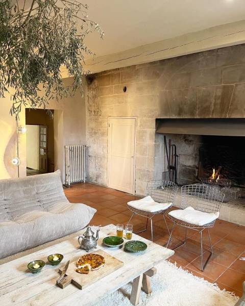 Idyllic and Picturesque Rustic Setting Perfect for a Photoshoot in the South of France