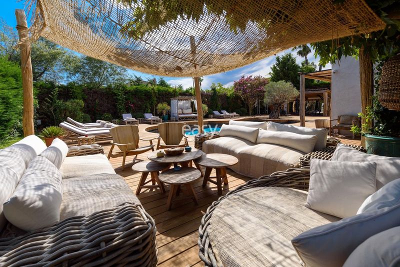 Modern villa specifically designed for video shoots and filming in the Var region of FRANCE