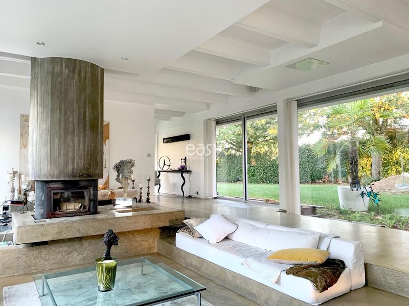 Renting Out Your House in France for Professional Photo Shoots and Commercial Photography Sessions