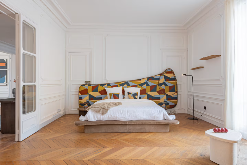 rent a beautiful and spacious room perfect for professional photo shoots in Paris FRANCE