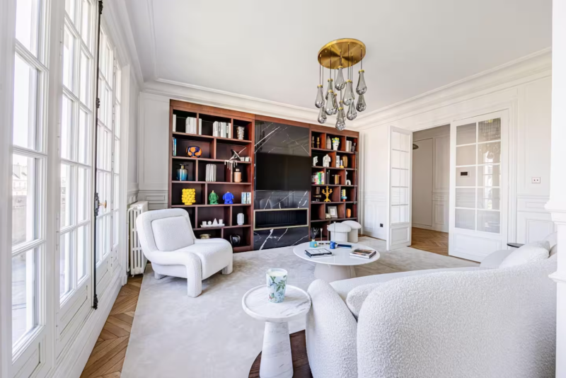 agency specialized in renting shooting locations in Paris, FRANCE