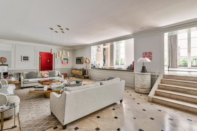 apartment available for exclusive private rental for professional photoshoots in Paris, France