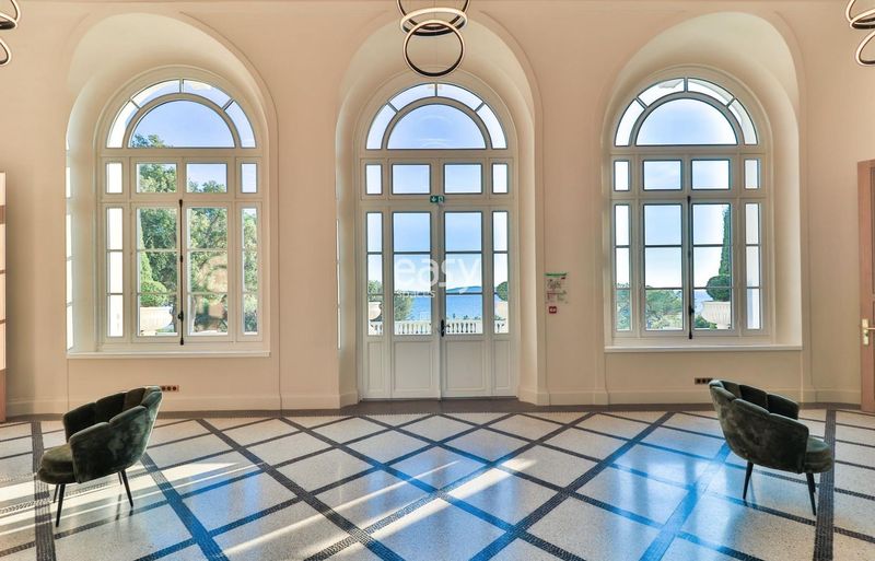 Event venue with a beautiful sea view located in the Var region of FRANCE