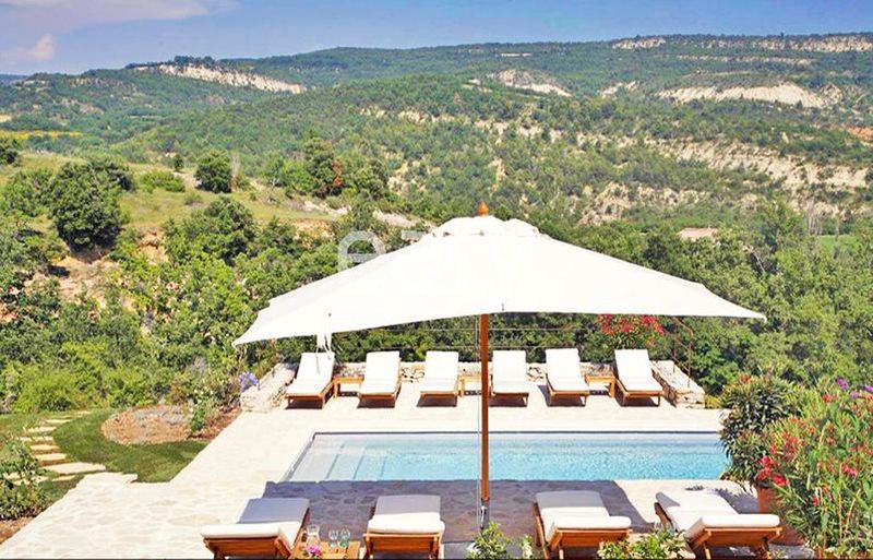 A beautiful and perfect location for a professional photo shooting session