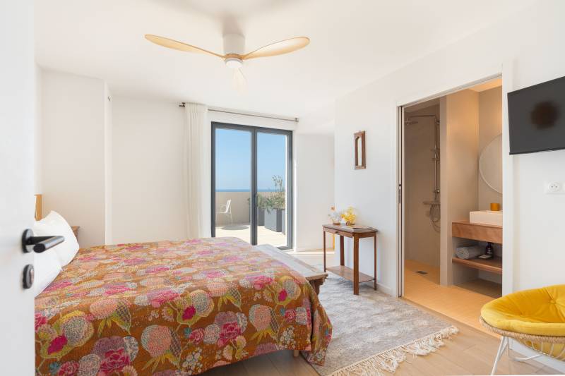 Unusual and Unique Photoshoot Location in Marseille, France