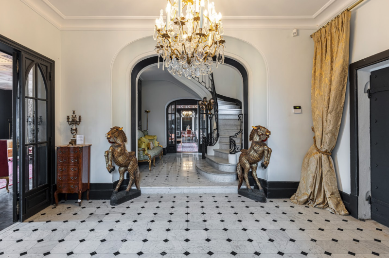 Set for rent for photo shoots 06