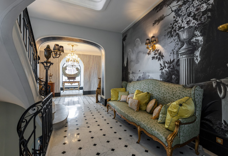 renting a property for filming in Nice