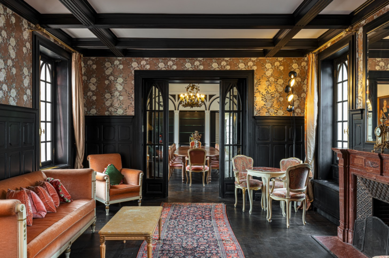 Renting an event venue in Nice