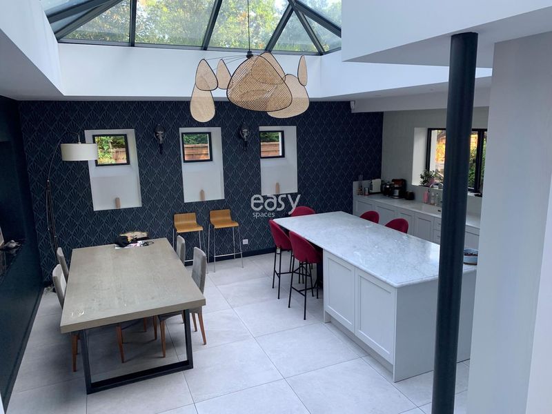 Private house available for rent in Paris, FRANCE for professional photoshoot sessions