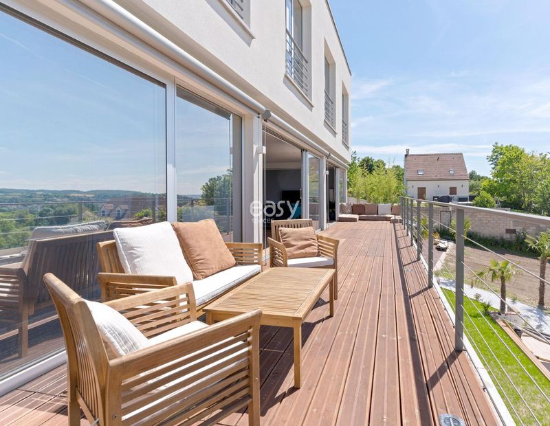 Renting Your Home in FRANCE for a Professional Photography Shoot Session