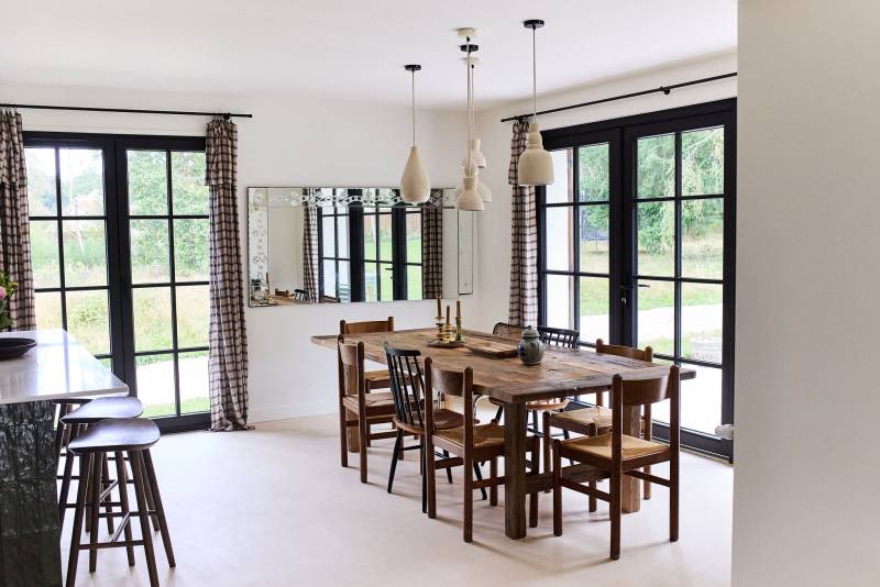 Country house available for rent in FRANCE for professional photo and video shooting in the Paris area