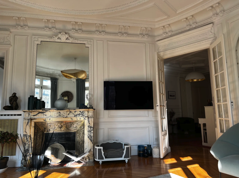 Apartment Available for Rent in Central Paris, France, Specifically for Hosting Events and Gatherings