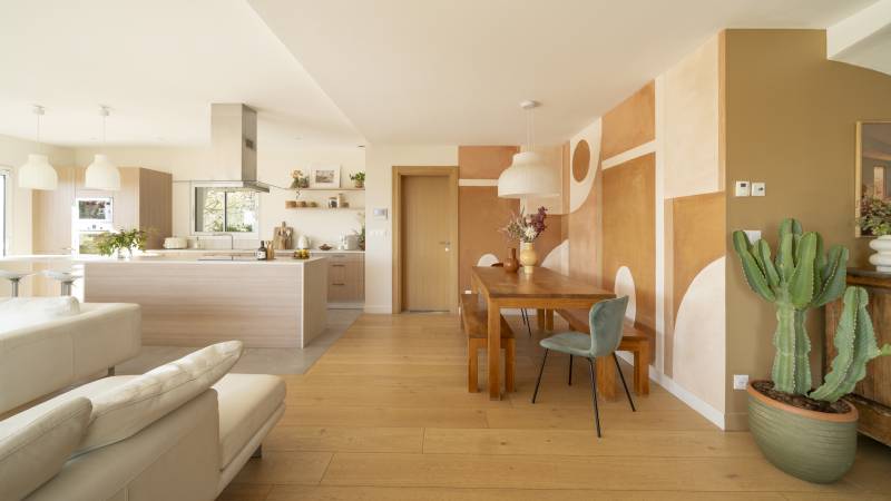 rent a modern villa for filming purposes near Lyon in FRANCE